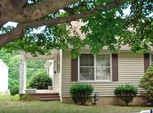 116 York Dr, Waynesboro, VA 22980
