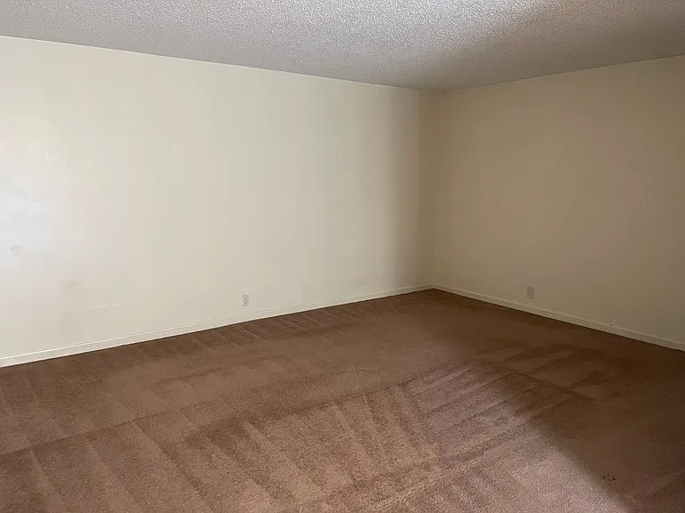 709 Dondee Dr #2 — Photo 1