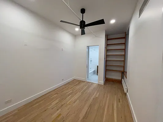 Rented by The Royse Group | media 26