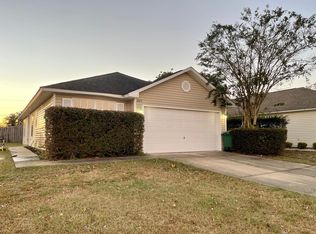 102 Nivana Dr, Crestview, FL 32536