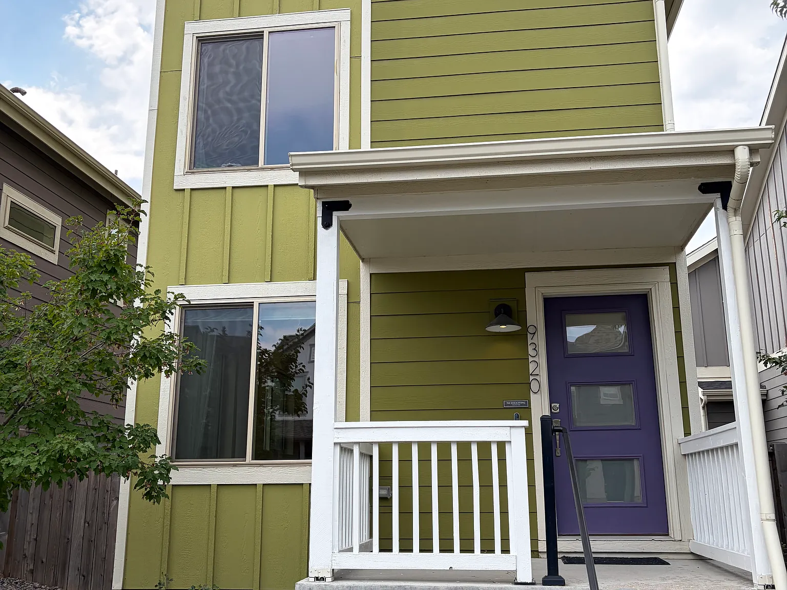 2 bed, 1.5 bath, 896 sqft, $2,600 — Photo 2