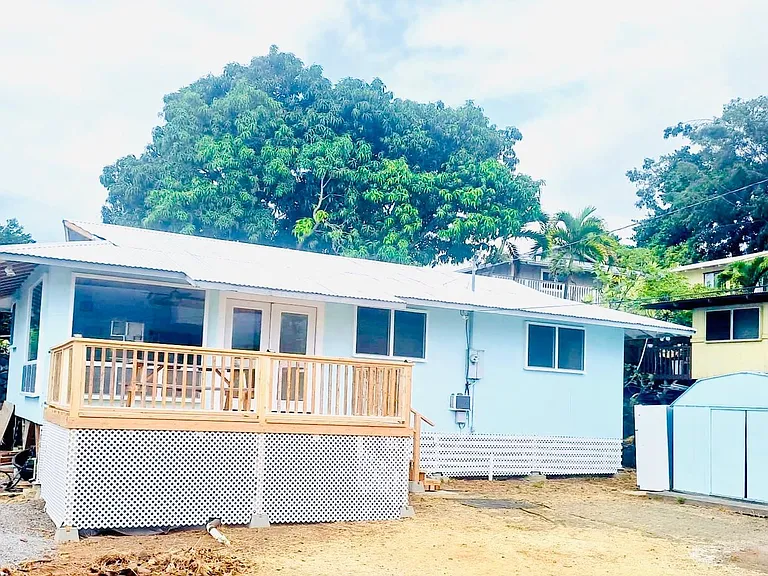 Kalani St — Photo 2