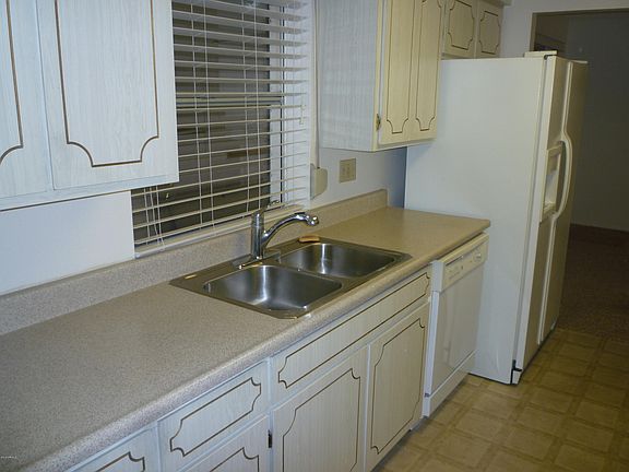 4th image of 4160 E Carol Ave
