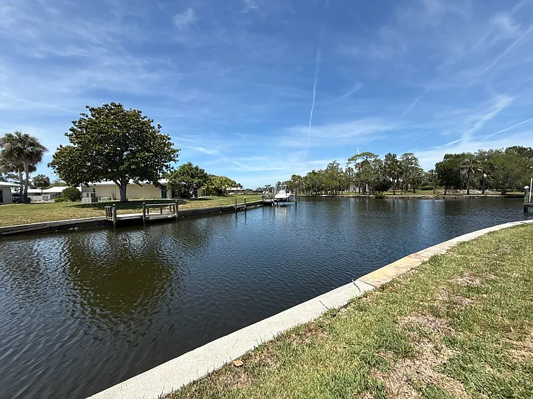 11223 W Bayshore Dr — Photo 24