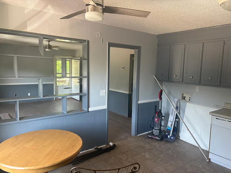 142 Calvin Ct #C — Photo 6