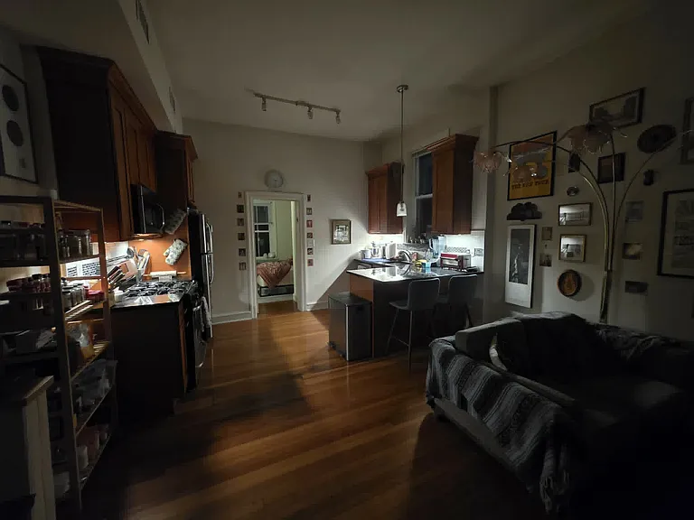 4115 Pine St #2R — Photo 5