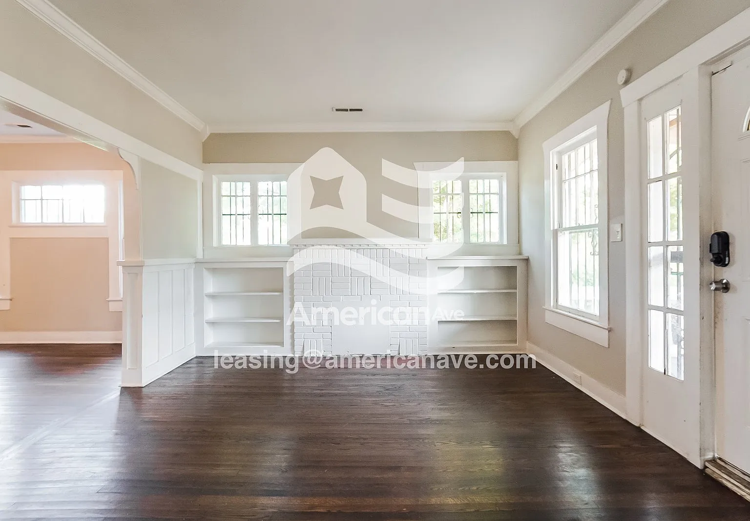 3 bed, 1.0 bath, 1322 sqft, $971 — Photo 3