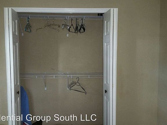 5th image of 1818 Woodward St
