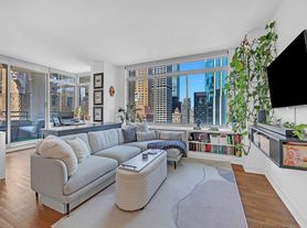 145 E 48th St