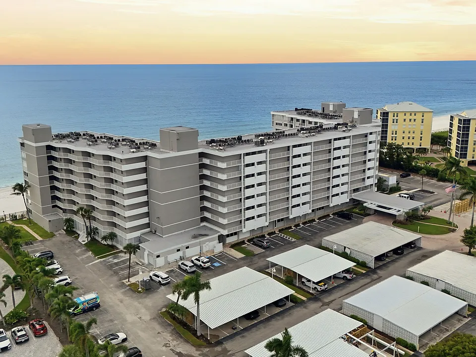 3443 Gulf Shore Blvd N #1