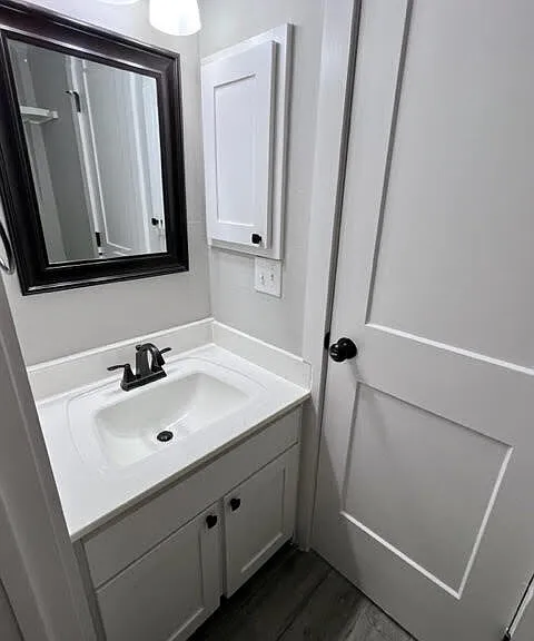 305 N Montevideo Ave — Photo 7