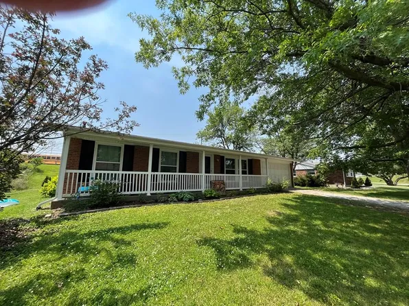 804 Overbrook Dr, Macon, MO 63552