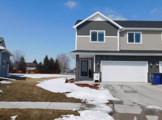 2408 31st Ave S, Moorhead, MN 56560