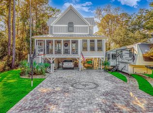 413 8th Ave S, Surfside Beach, SC 29575