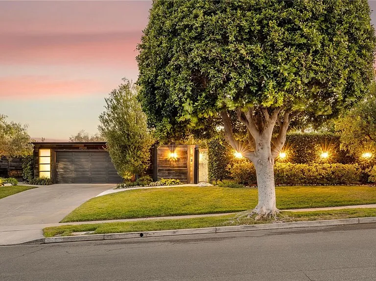 3007 Harbor View Dr — Photo 60