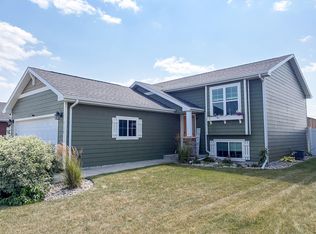 2114 Rio Grand Ave, Brookings, SD 57006