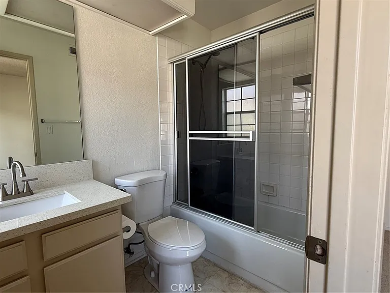 2931 Plaza Del Amo #122 — Photo 18