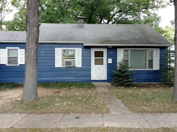 1101 Euclid Pl, Lansing, MI 48912