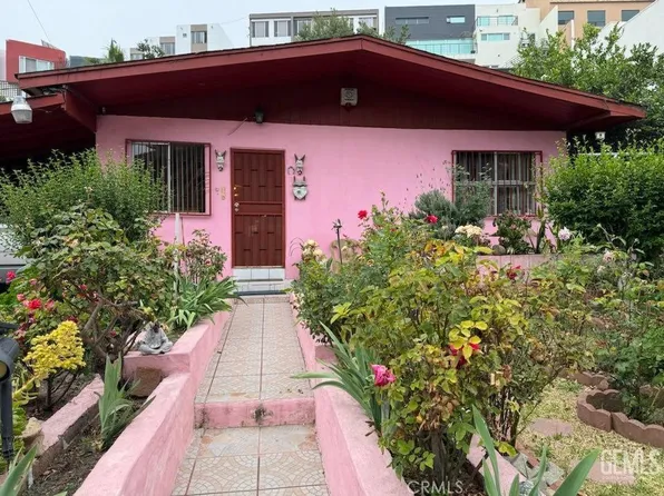 16 Calle, Popocatepetl, CA 22634