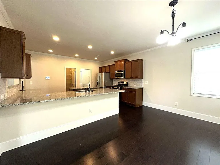 1365 Delo Ln — Photo 13