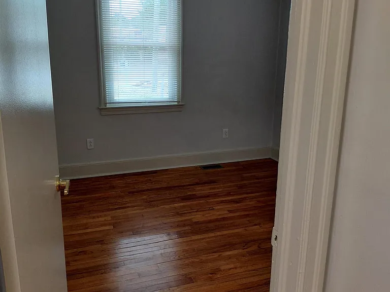 2913 English Ave — Photo 18