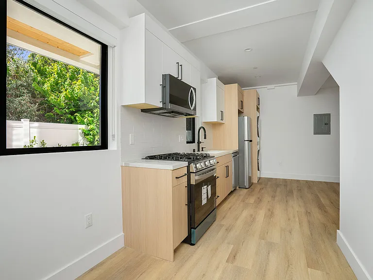 111 N Orlando Ave #1/2 — Photo 29
