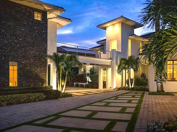 9721 Carillon Park Dr, Windermere, FL 34786