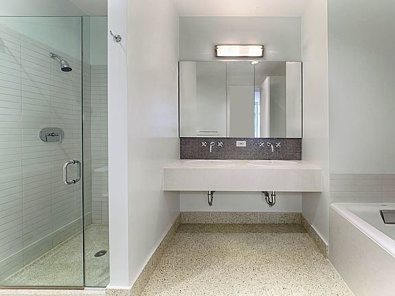 5th image of 129 Lafayette St APT 5B