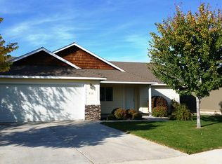 735 NE Quince Pl, Redmond, OR