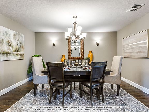 Carolina IV Dining Room