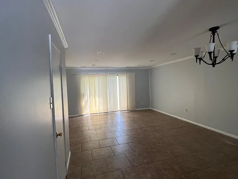 209 Hampshire Dr #209 — Photo 12
