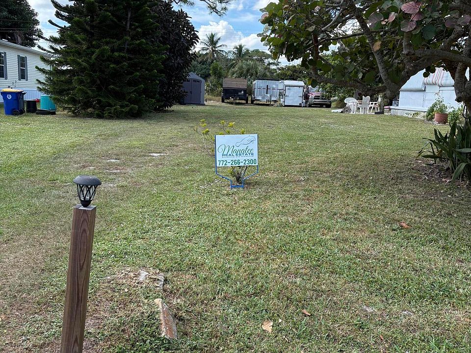 2nd image of 5346 SE Horizon Avenue