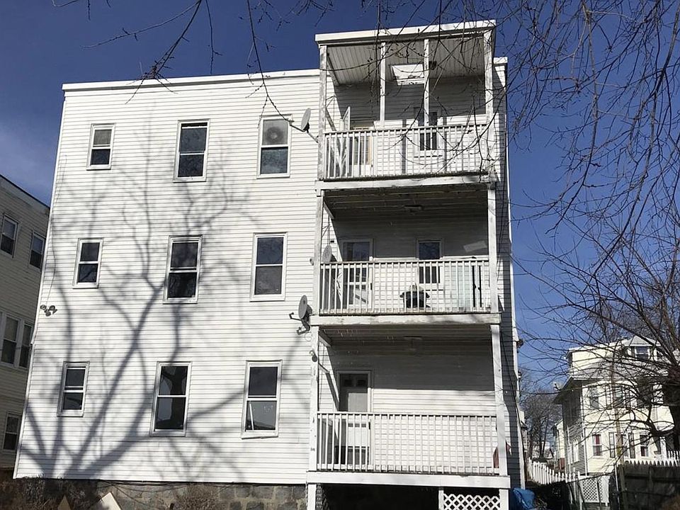 2nd image of 48 Selden St #201