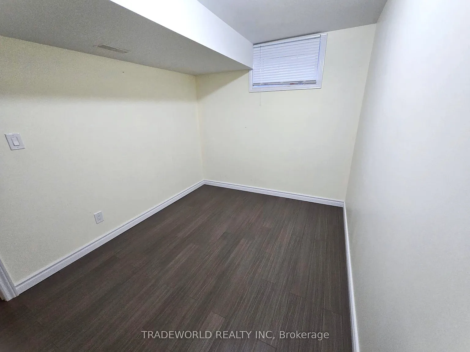 2 bed, $1,600 — Photo 4