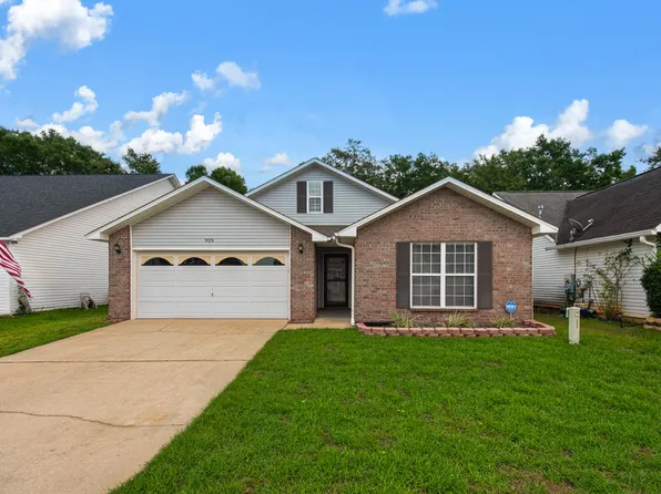 925 Claeven Cir, Fort Walton Beach, FL 32547