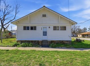 123 N 7th St, Barnsdall, OK 74002