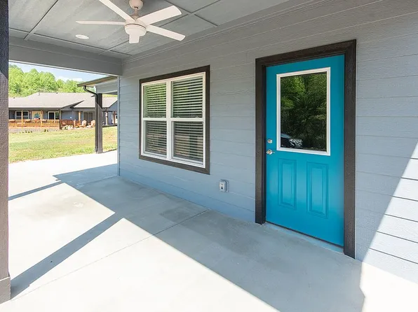 100 Diamond Ave, Franklin, NC 28734