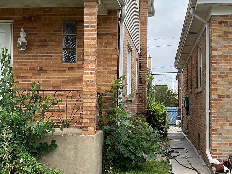 1st image of 7335 N Oconto Ave