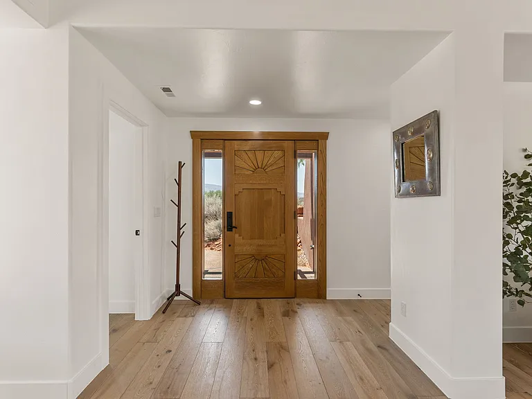 1602 N Sutava Dr — Photo 11
