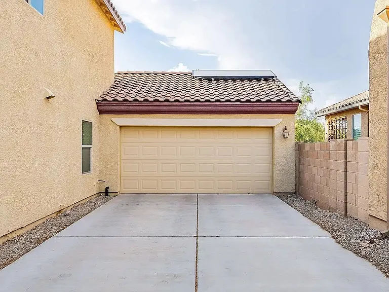 10561 E Willow Shade Pl — Photo 26