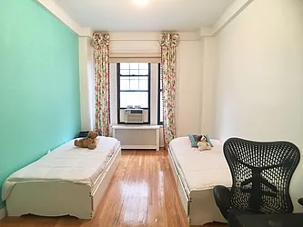 Rented by Moises Farhart, LREB