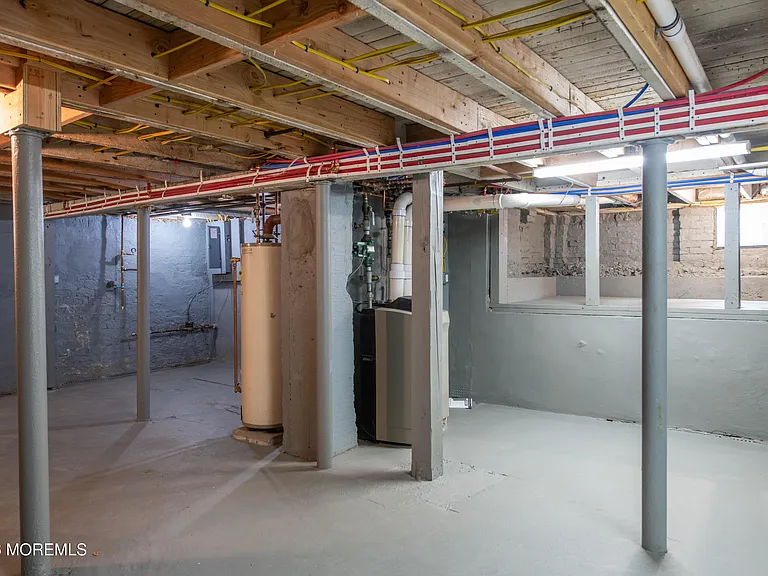 35 W Westside Ave — Photo 17