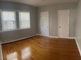 235 Lafayette St, Salem, MA 01970