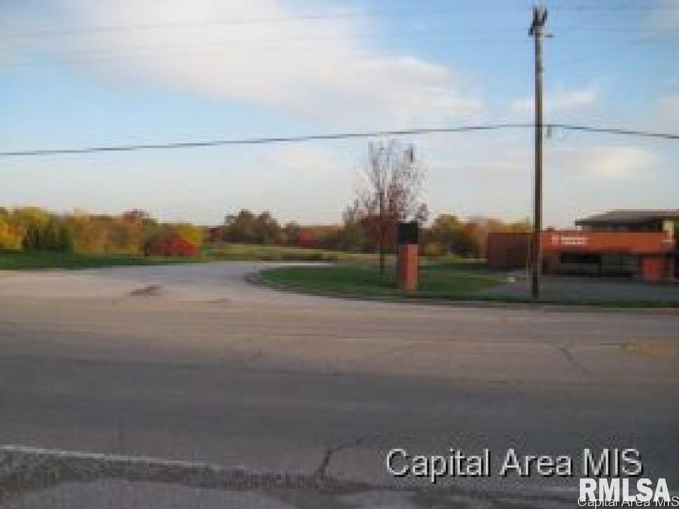 1st image of 2 Centre Dr
