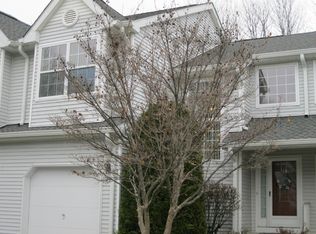 35 Weatherhill Rd #1403, Hamburg, NJ 07419