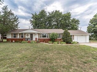 611 S Webster St, Spring Hill, KS 66083