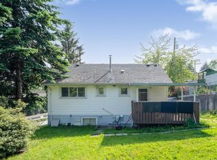 525 16th St, New Westminster, BC V3M4R4