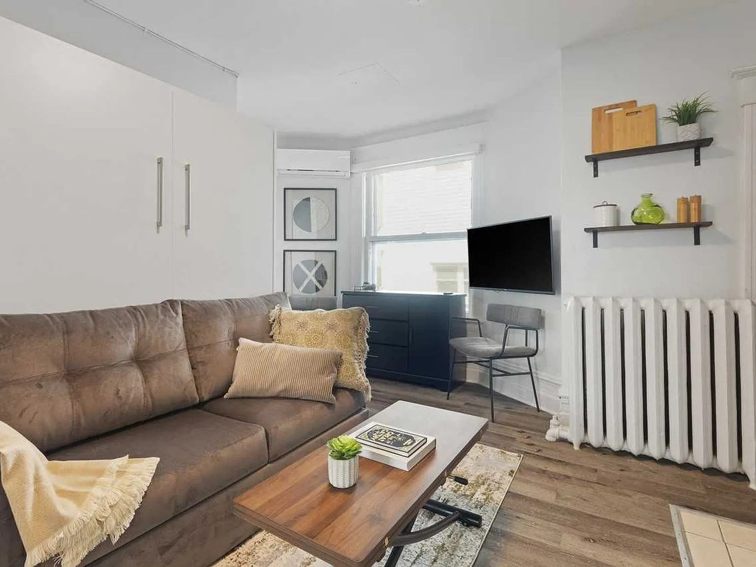 360 Friel Street Ottawa — Photo 3