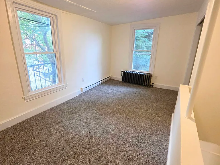 435 S George St #1R — Photo 11