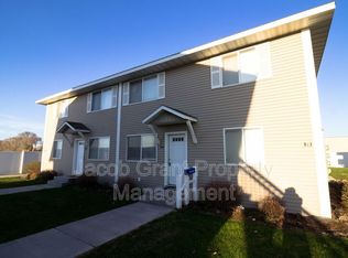 454 E Center St #B14, Shelley, ID 83274